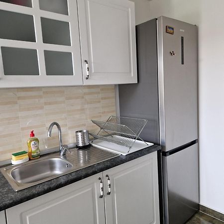 Apartament In Отопени Экстерьер фото